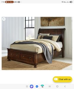 ASHLEY QUEEN PLATFORM BED WITH NIGHTSTAND