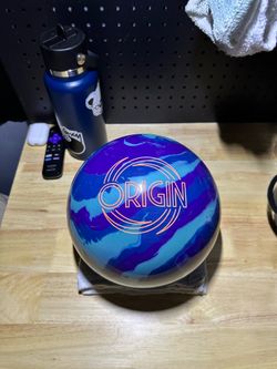 NIB 900 Global Origin Bowling Ball 15lb