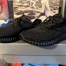 2016 Yeezy Boost 350 "Pirate Black" — Size 11.5