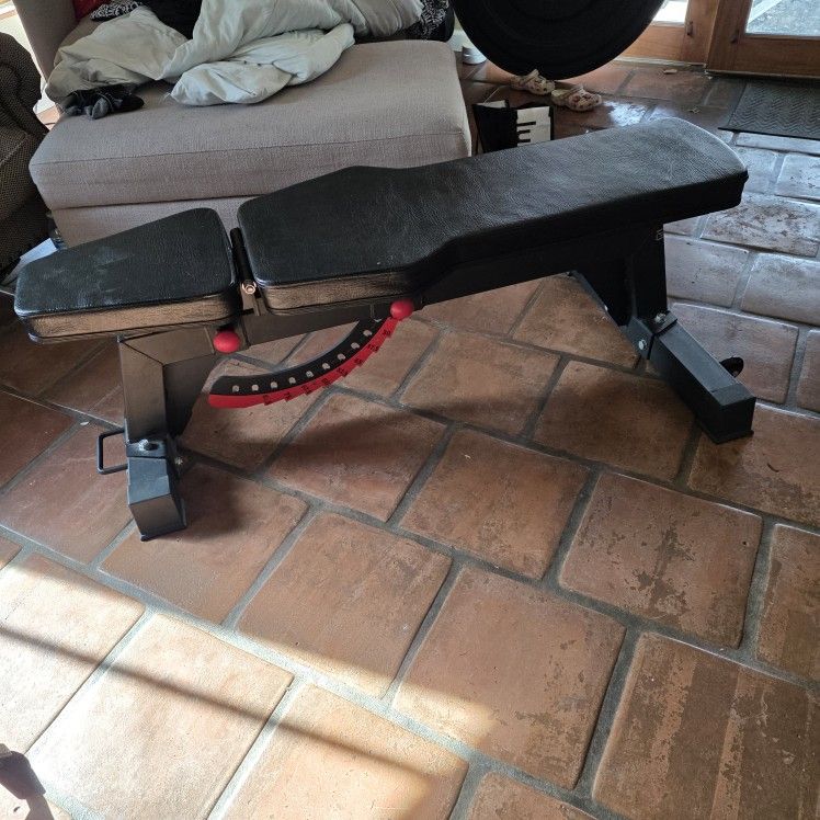Heavy Duty Adjustable Weight Bench 