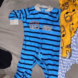 New born onesies/ beanies