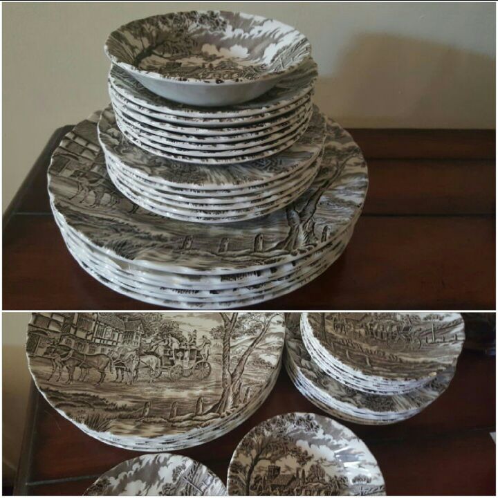 20 piece Myott Royal Mail Staffordshire Ware Fine