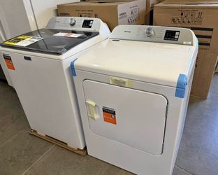 FREE Delivery! Brand New Maytag Washer and Electric Dryer Set