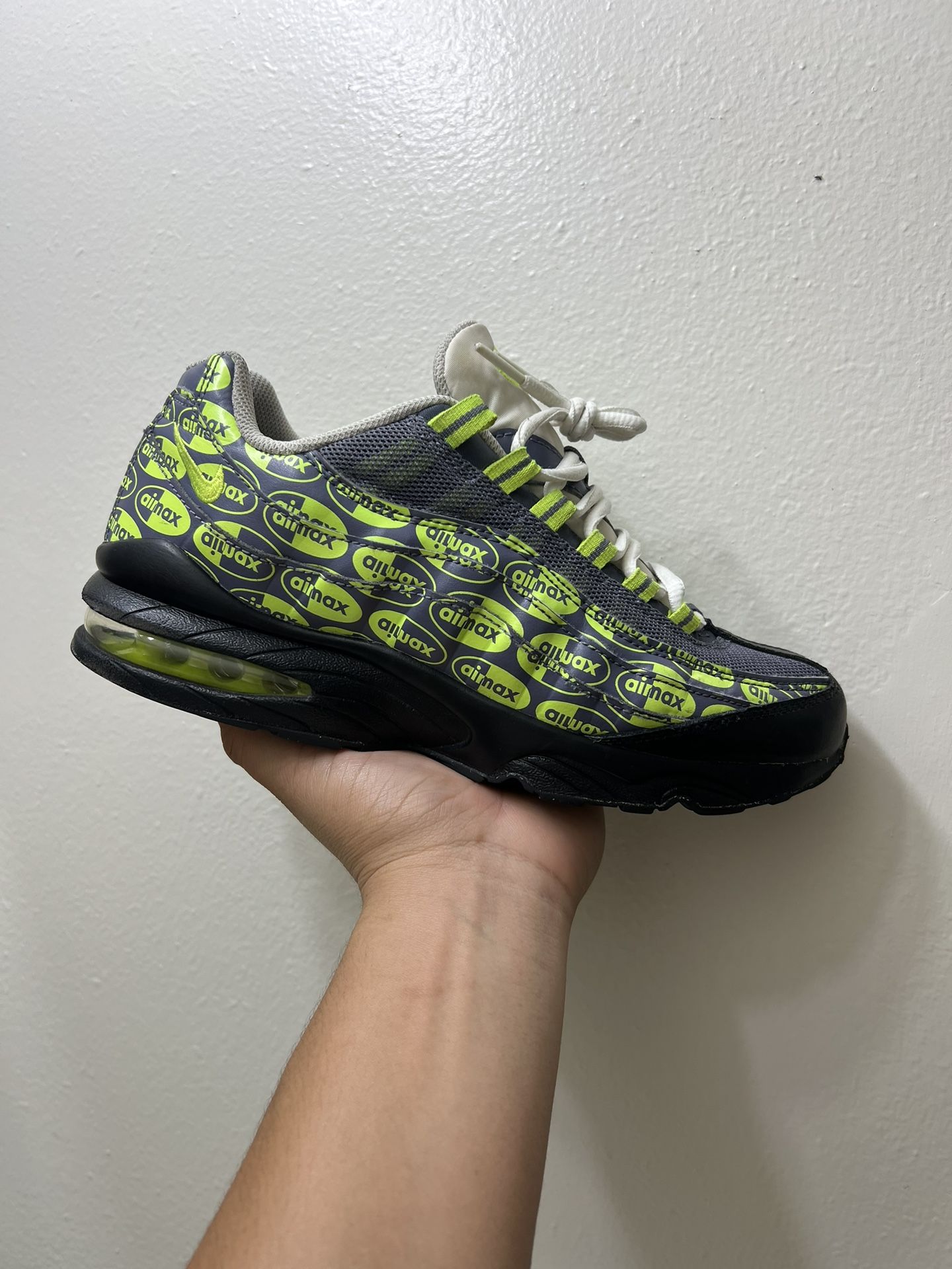 Nike Air Max 95 SE “Logos” Size 7 In Youth