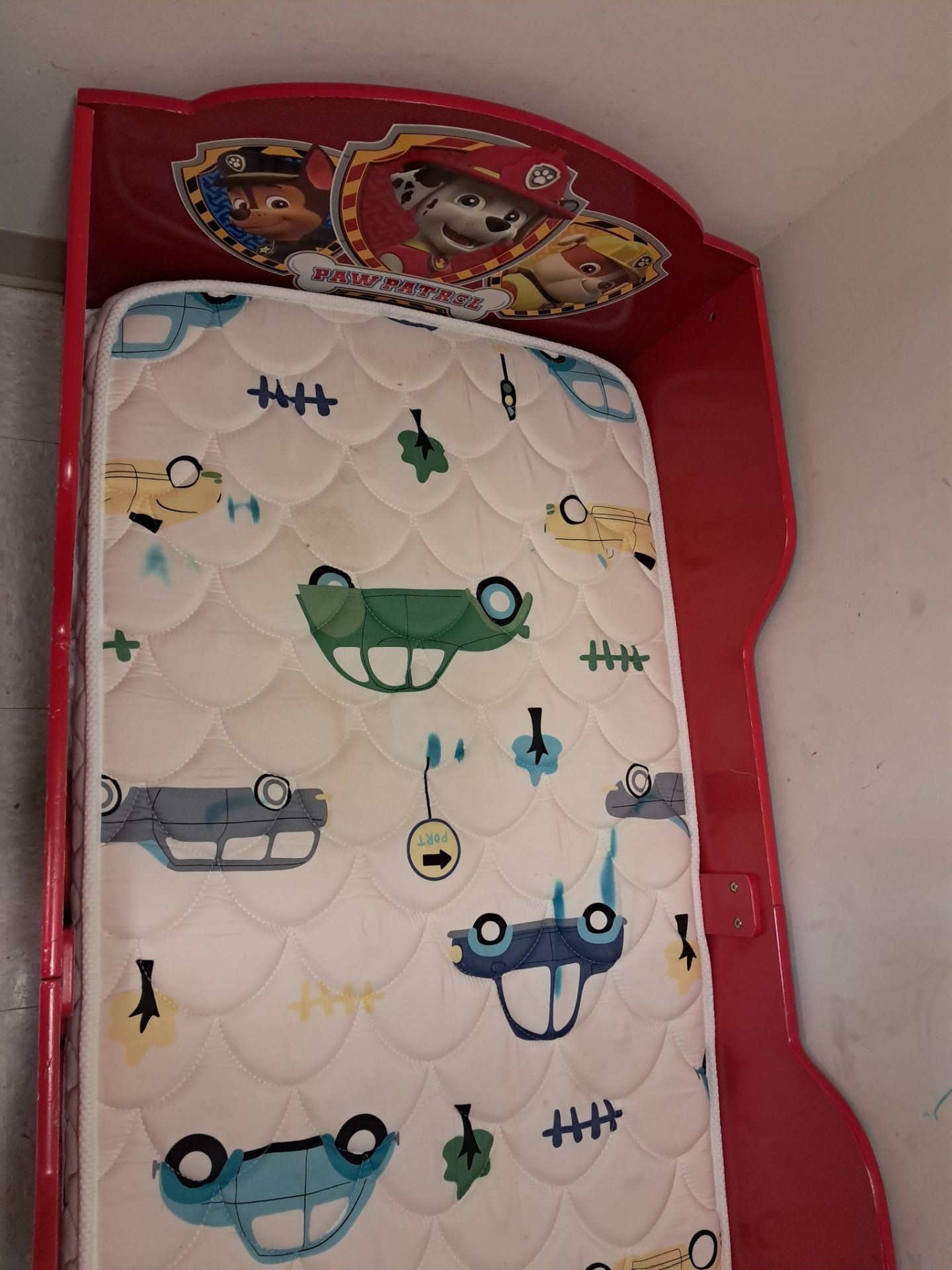 Free Paw Patrol Toddler bed with mattress