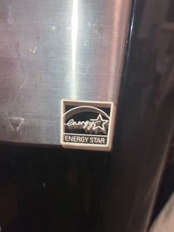 Water dispenser hot and cold used
