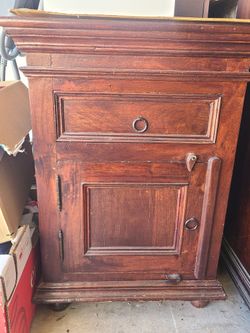 $5+ Furniture & Home Goods