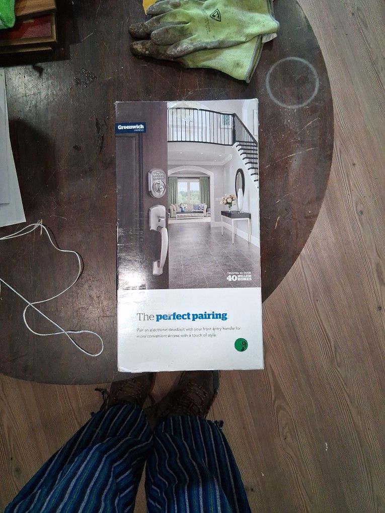 Electronic Dead Bolt With Key Pad And Hardware