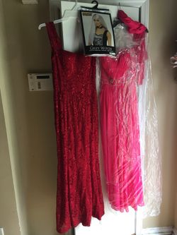 Dresses & Wigs For Halloween Costumes