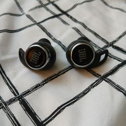 JBL REFLECT FLOW EARBUDS