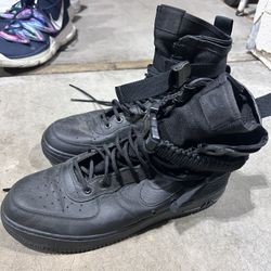 Nike SF Air Force 1 Triple Black 