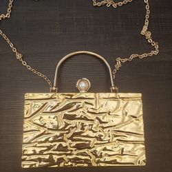Gold Purse With Chain