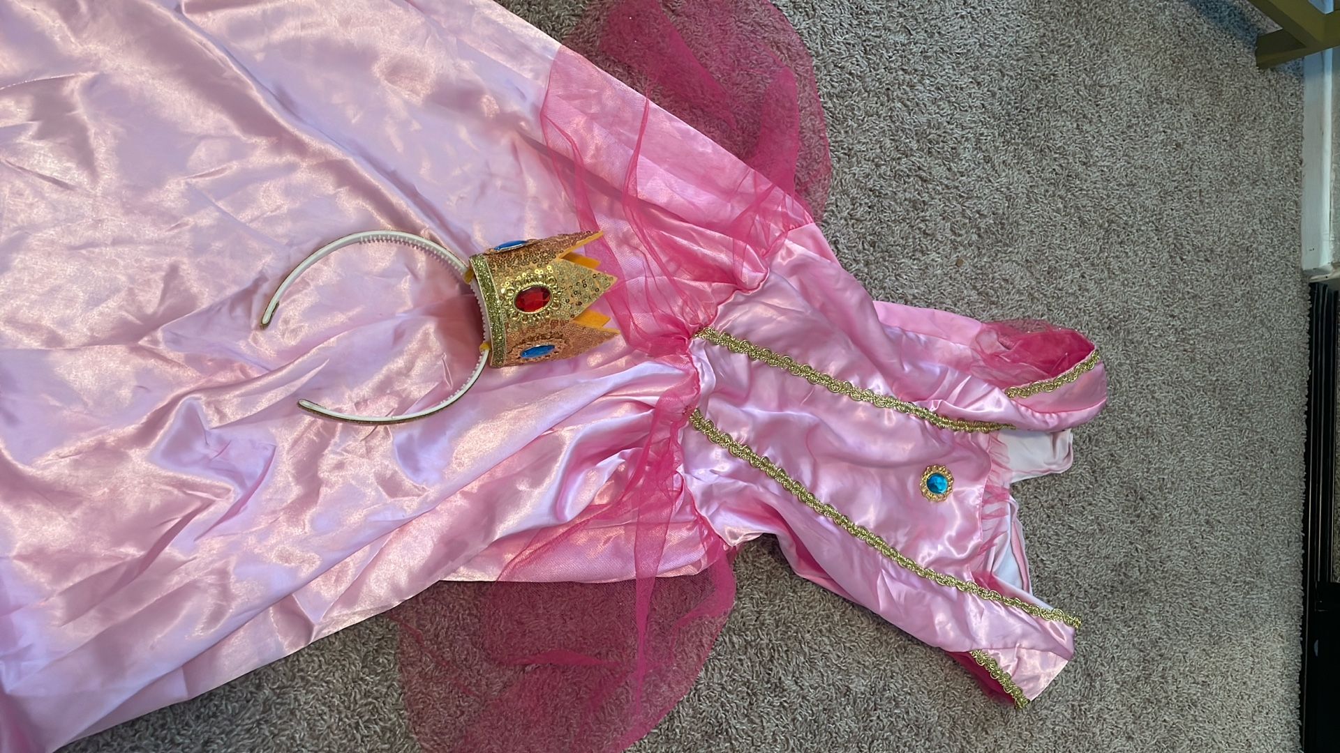 Princess Peach Dress And Crown