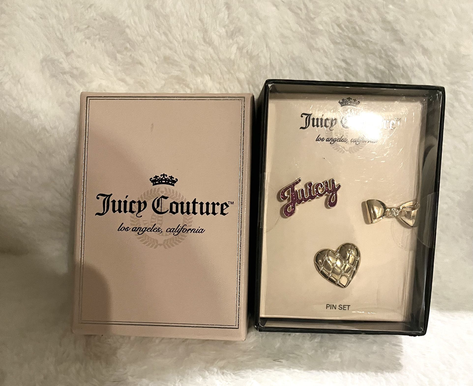 JUICY COUTURE PIN SET