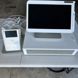 Clover Station 2.0 POS system for businesses C500
