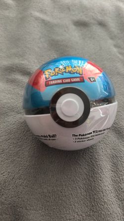 Pokeball tin