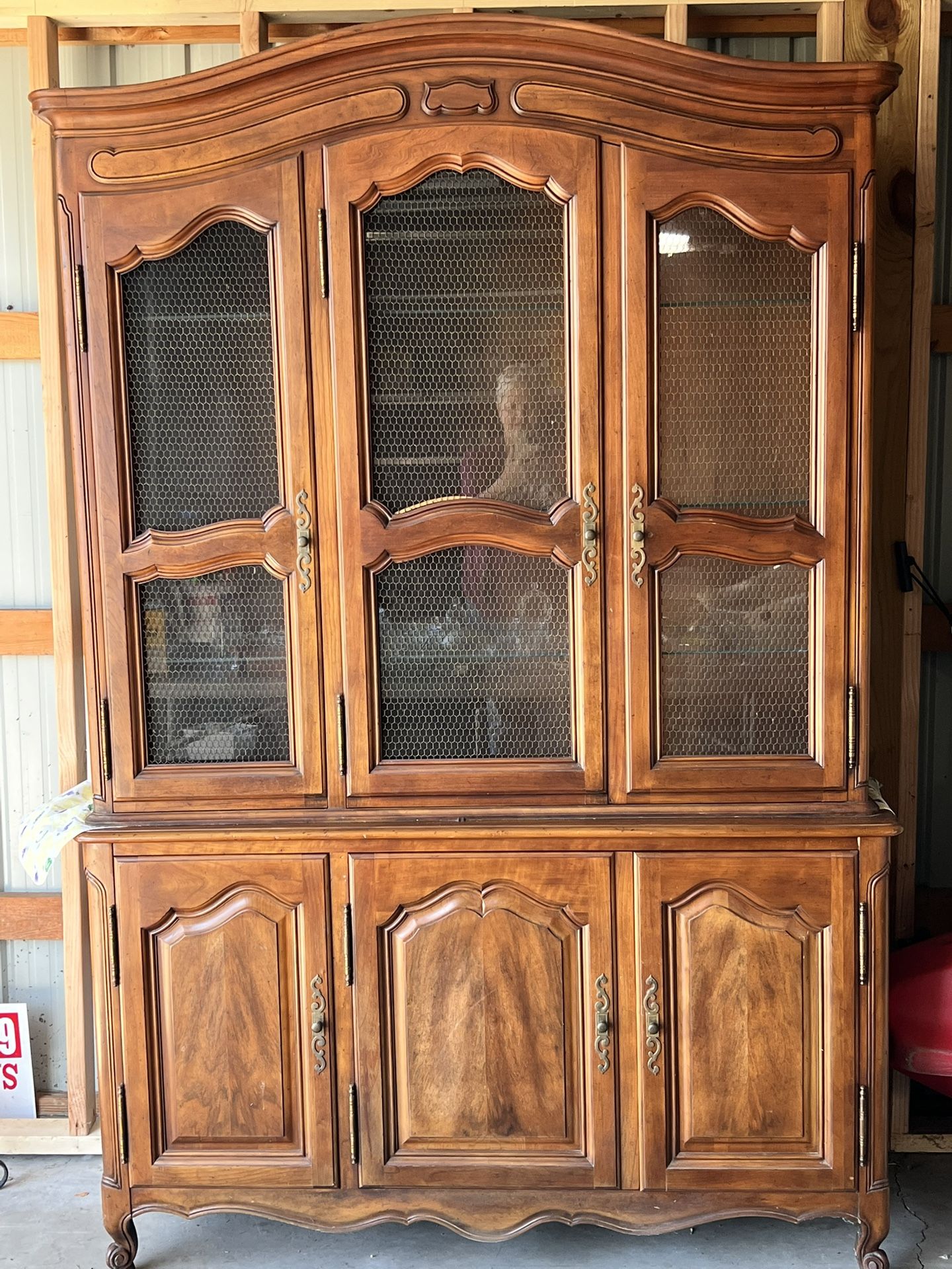 Hutch/Sideboard Set