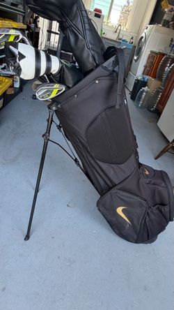 Golf clubs with bag included. As is.