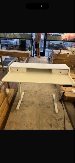 47’’ Standing desk white