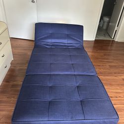 Convertible Sleeper Chair – Navy Blue Fold-Out Bed