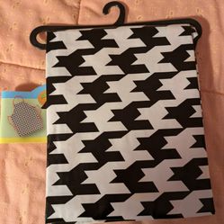 New Black & White Apron Easy Wipe 