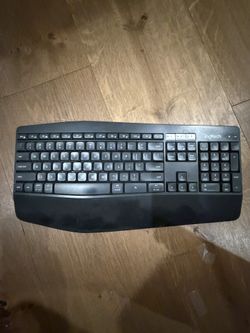 Bluetooth Logitech Keyboard