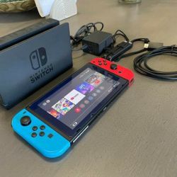 Good                          Nintendo                      Switch                Bundle            