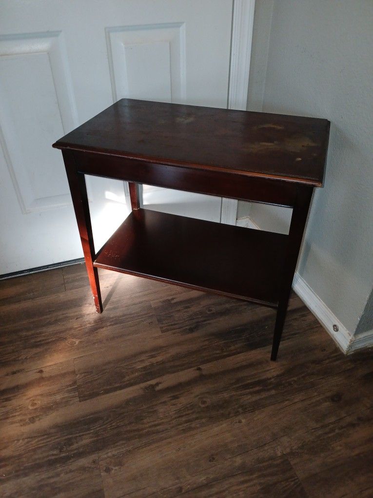 Antique Or Vintage Style Mahogany English Style 2 Tiered Side Table