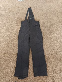 Sports Essential Insulated JACKET