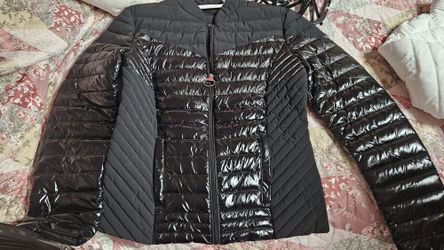 New/ Tag GUESS Women's Jacket