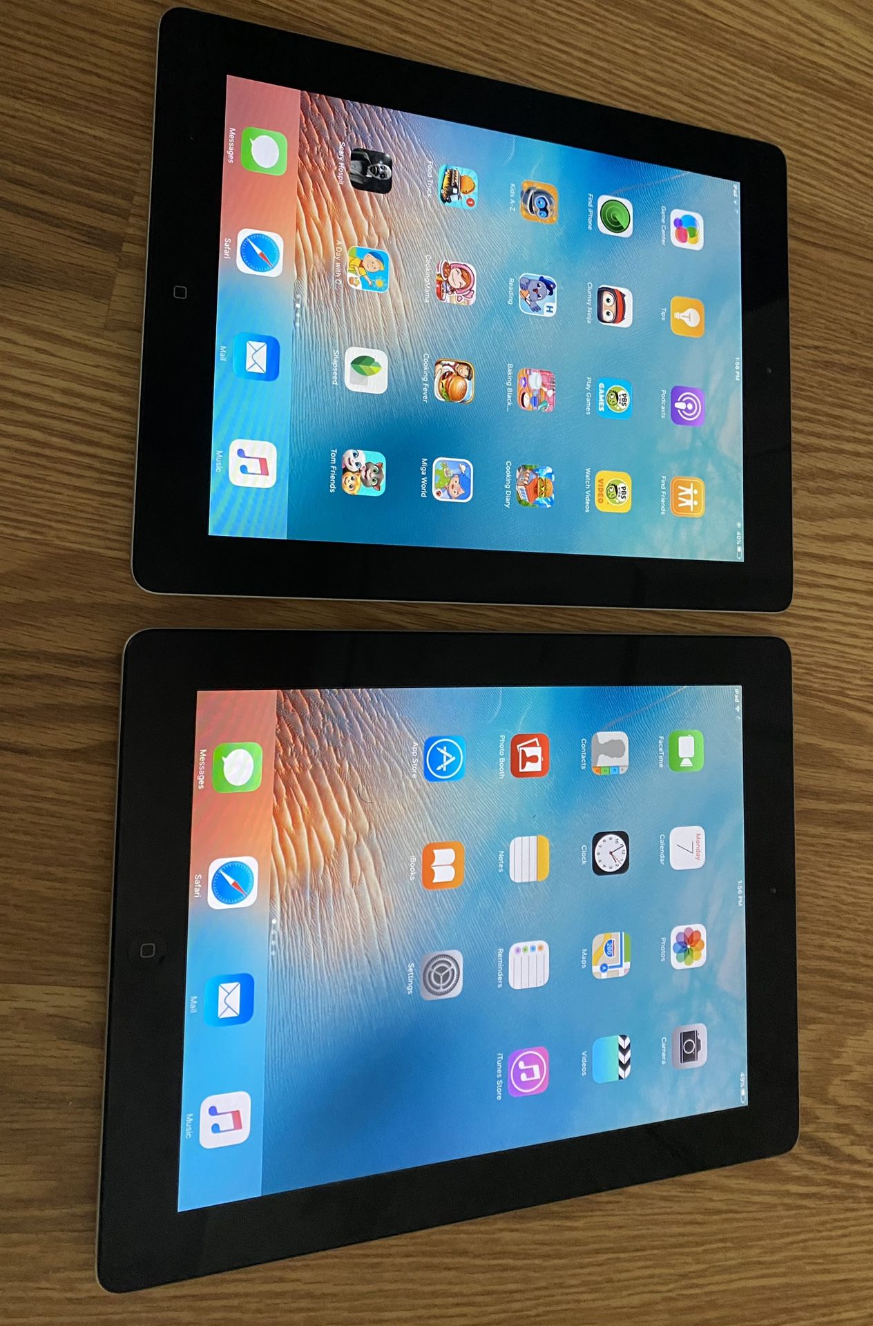 2 APPLE IPAD
