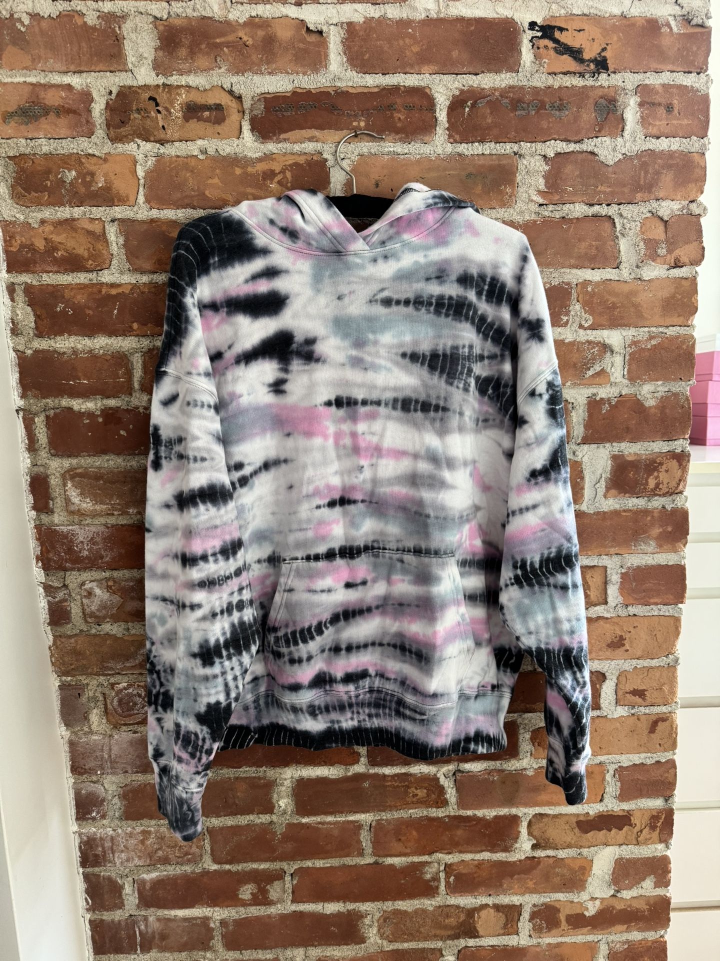 BNWT Victoria Secret pink tie dye hoodie and pants set