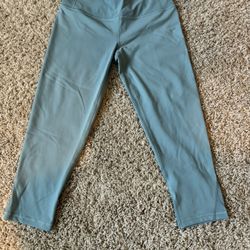 NEW Victoria Secret Sport Capri