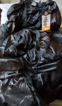Hyde & EEK Witch Halloween Costume Size M