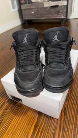 Black Cat 4s 2020