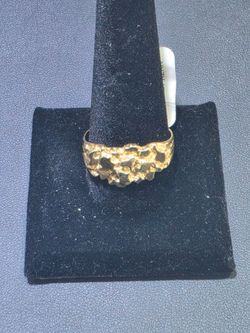 10kt YG Nugget Ring. SIZE 13. ASK FOR RYAN