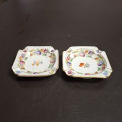 Vintage Mid 20th Century Shumann Bavaria Germany Porcelain Set Of 2 Small Beautiful Decorative Ashtrays, Florals W/Gold Trim, Hand-painted 3" X 3"