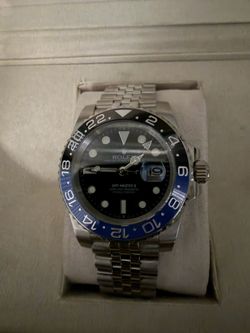 Black and blue watch