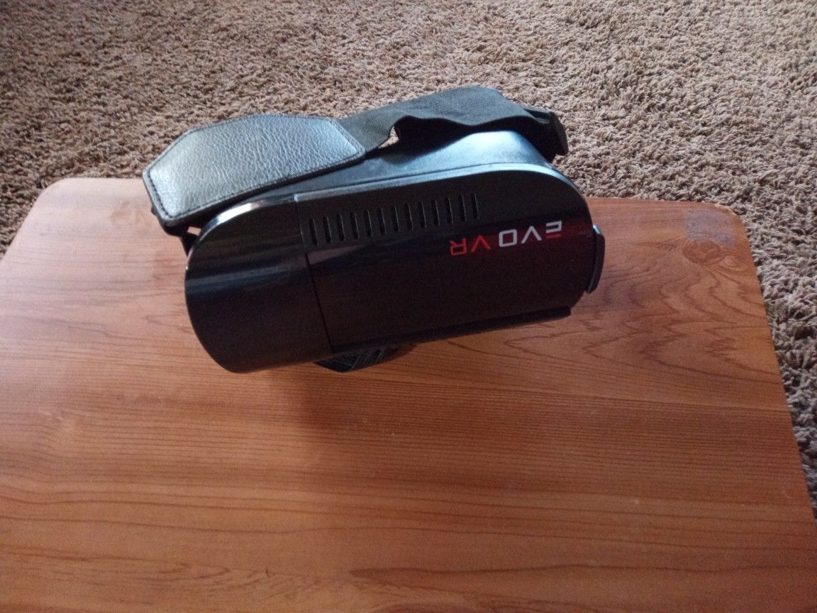 EVO VR Virtual Reality Headset For Smartphones