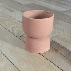 Cute ceramic pot - 3.25” diameter