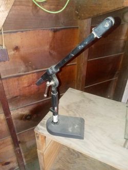 Mic stand