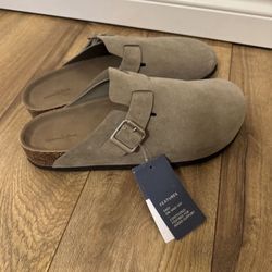 Women's Betsy Clog Mule Flats - Universal Thread™ Taupe 11: Slip-On