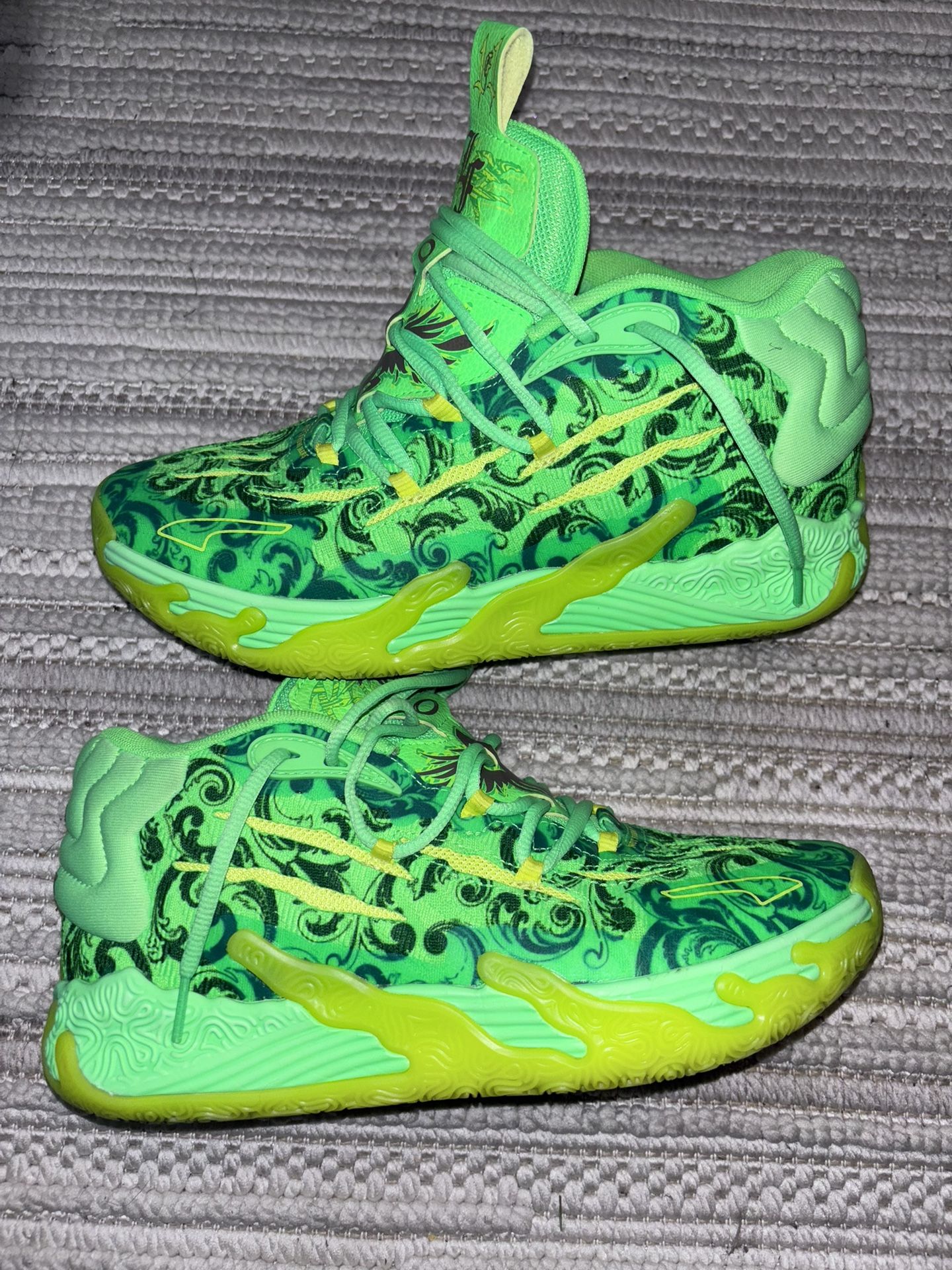 Puma LaMelo Ball MB.03 LaFrancé FOREVER.RARE Men’s Size 8.5