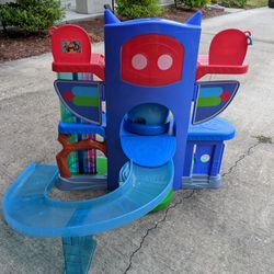 PJ Masks Deluxe Headquarters Playset
