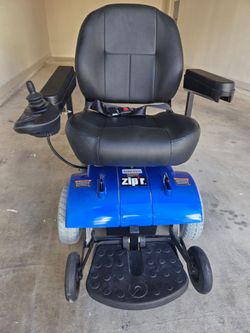 Zipr PC Power Wheelchair