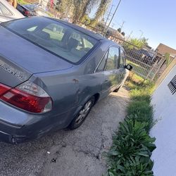 2004 Toyota Avalon