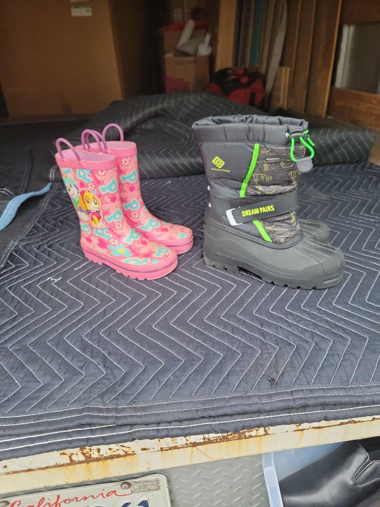 Kid's Rain Boots And Snow Boots 