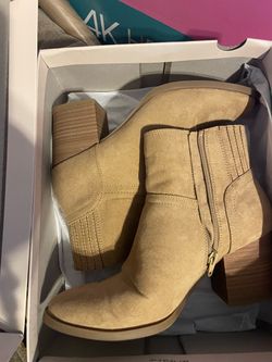 Lauren Conrad Boots