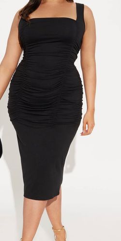 Fashion Nova Soleil Square Neck Midi Dress