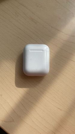 Apple AirPods (2nd Generation)